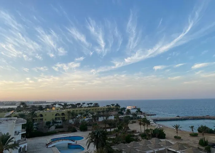 Luxurious And Cozy Seafront Studio Near Gouna